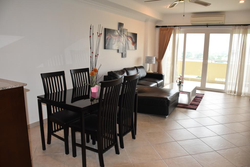 View Talay Residence 6 Wongamat Beach Pattaya Eksteriør bilde