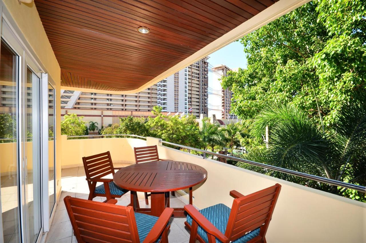 View Talay Residence 6 Wongamat Beach Pattaya Eksteriør bilde